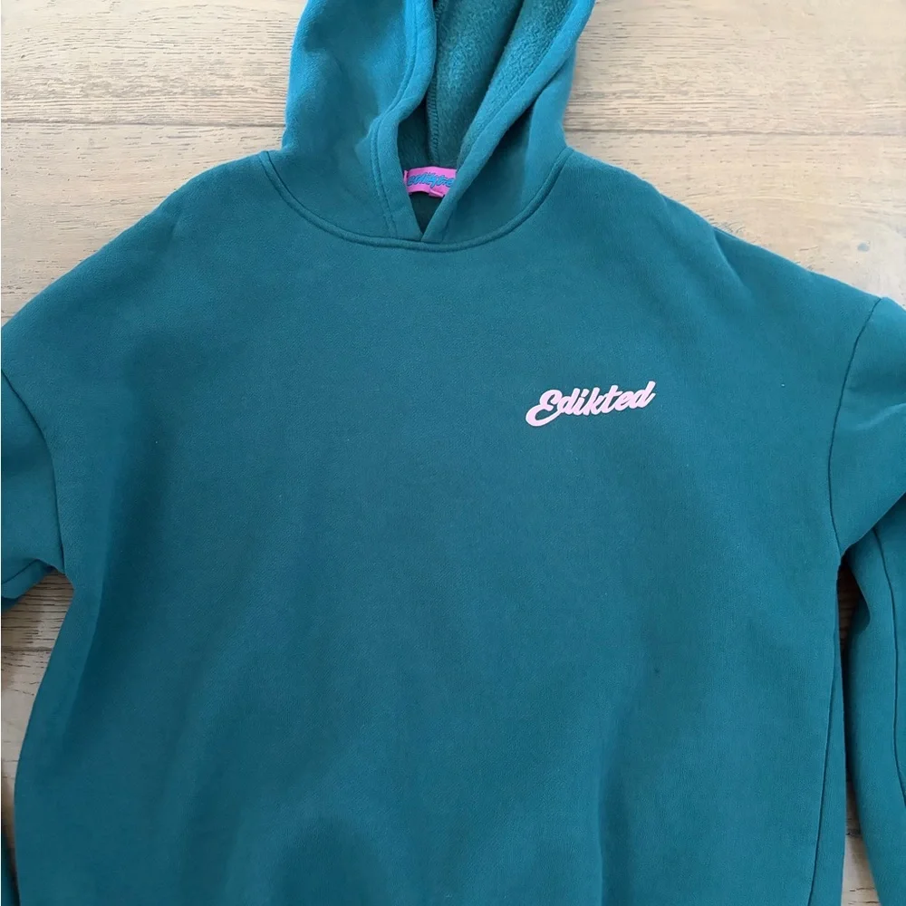 Edikted Green Hoodie and Shorts Set - Picture 2 of 7